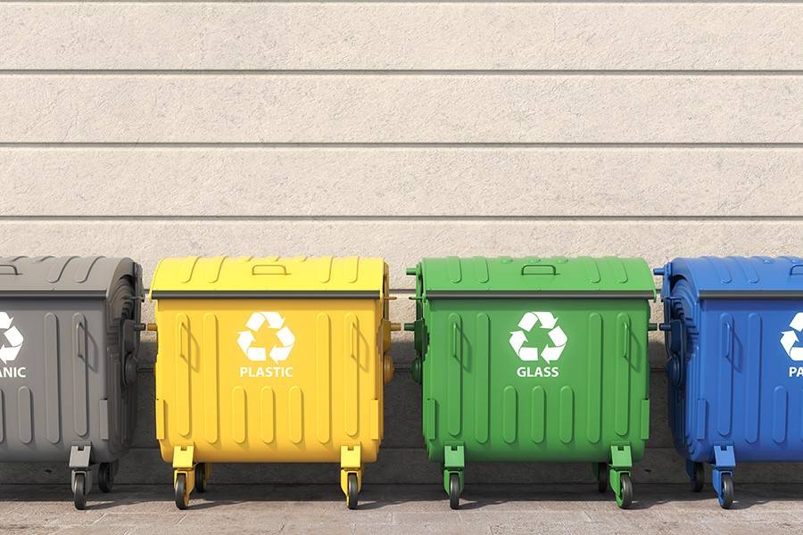 Contenedores de basura y reciclaje